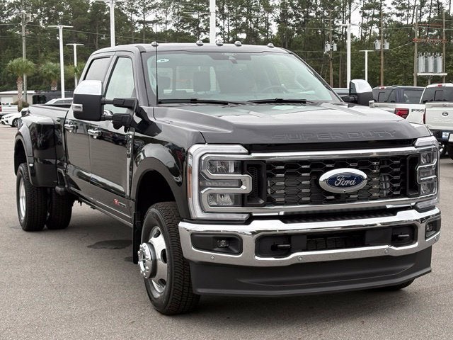 2026 Ford Super Duty F-350® Lariat®
