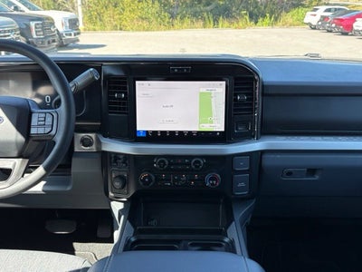 2027 Ford Super Duty F-350® XLT