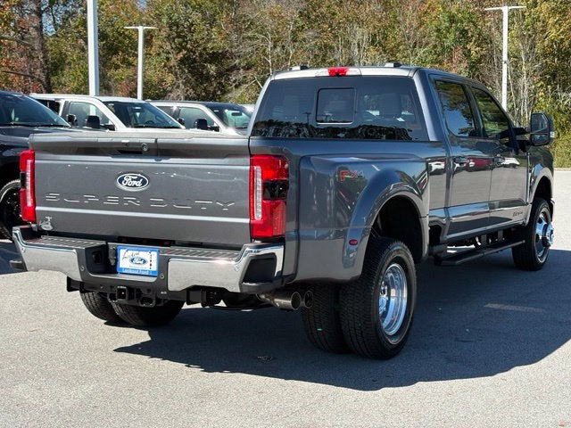 2027 Ford Super Duty F-350® XLT
