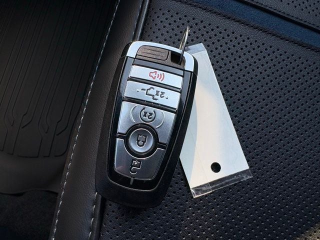 2025 Ford F-150 Platinum®