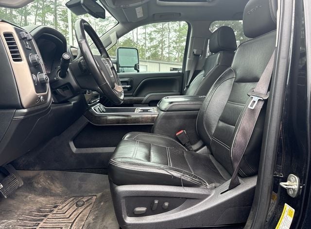 2015 GMC Sierra 2500HD Denali