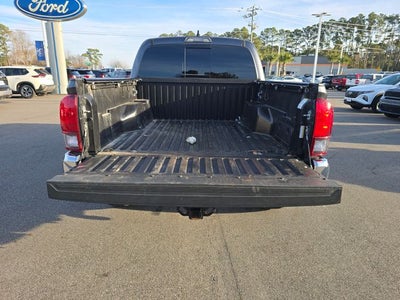 2022 Toyota Tacoma SR5 V6