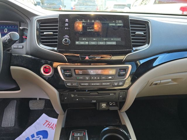 2022 Honda Pilot Touring 7 Passenger