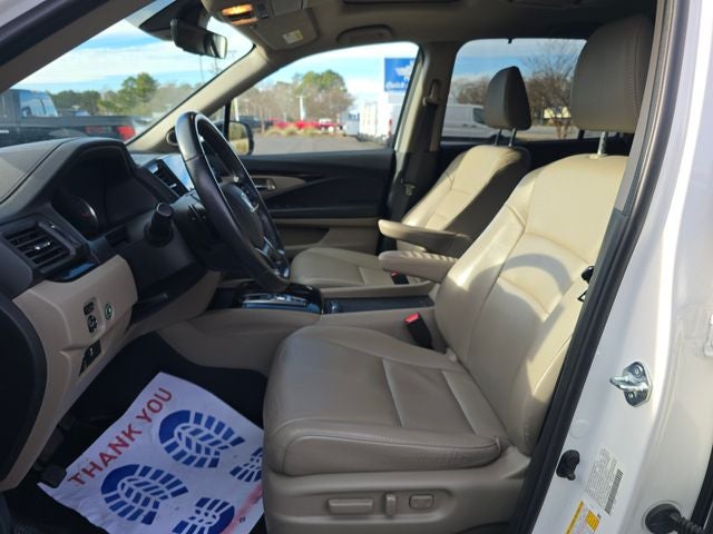 2022 Honda Pilot Touring 7 Passenger