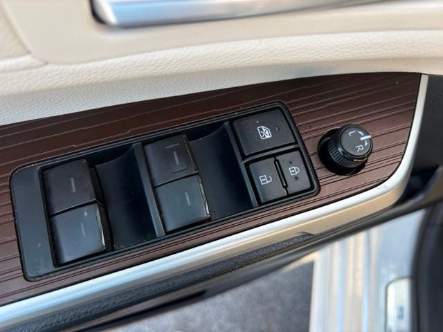 2024 Toyota Sienna XLE 7 Passenger