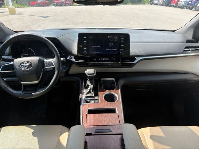 2024 Toyota Sienna XLE 7 Passenger