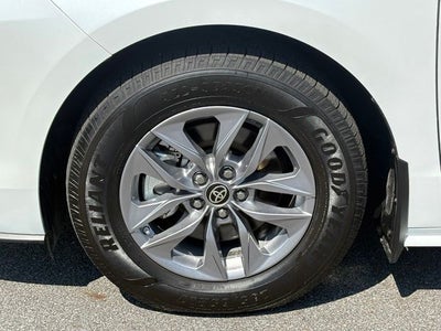2024 Toyota Sienna XLE 7 Passenger