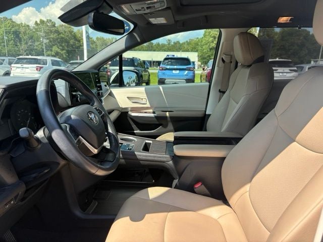 2024 Toyota Sienna XLE 7 Passenger