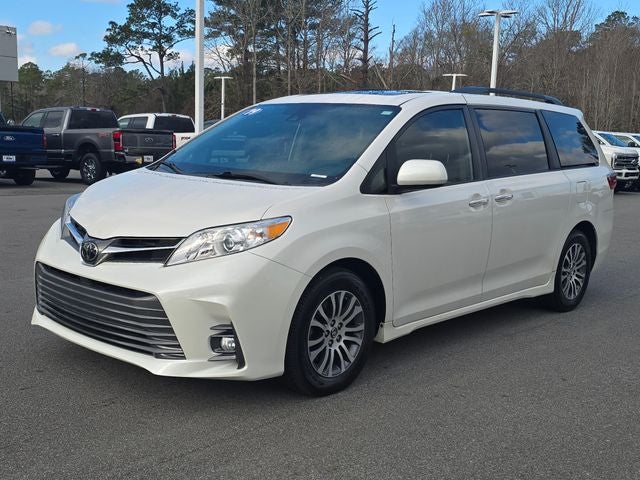 2019 Toyota Sienna XLE Premium 8 Passenger