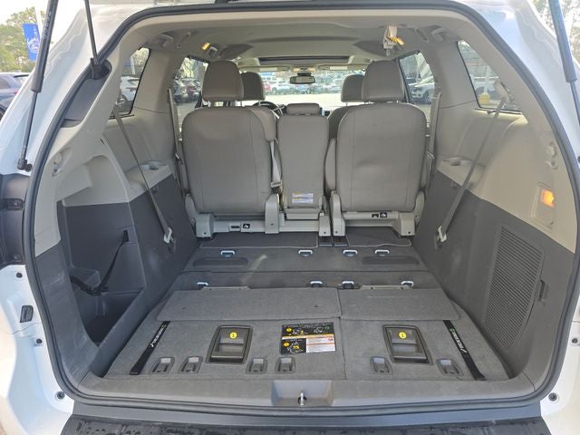 2019 Toyota Sienna XLE Premium 8 Passenger