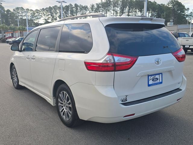 2019 Toyota Sienna XLE Premium 8 Passenger
