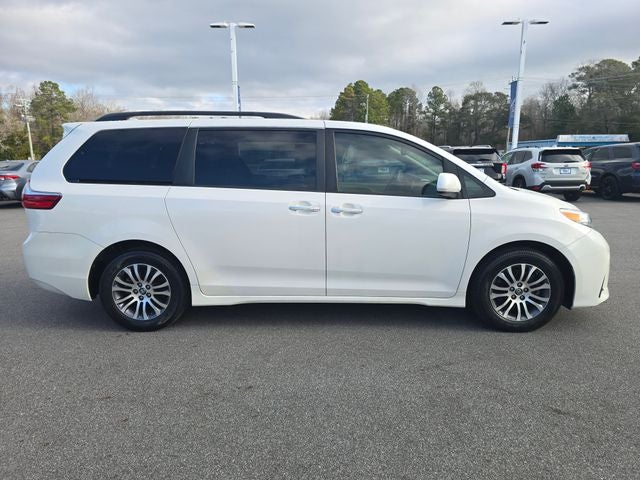 2019 Toyota Sienna XLE Premium 8 Passenger