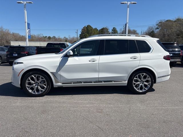 2025 BMW X7 xDrive40i