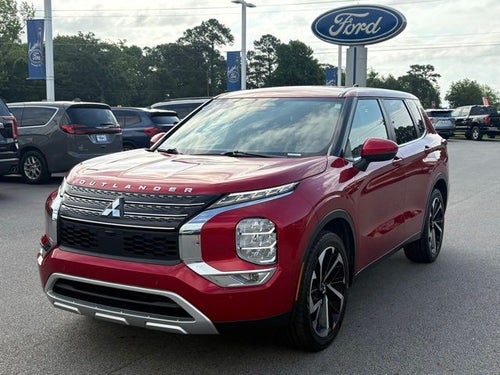 2023 Mitsubishi Outlander SE