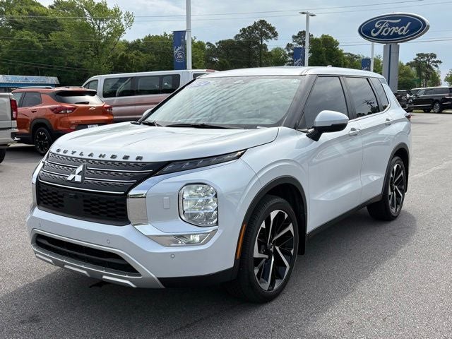2024 Mitsubishi Outlander SE S-AWC's photo