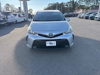 2016 Toyota Prius v Three