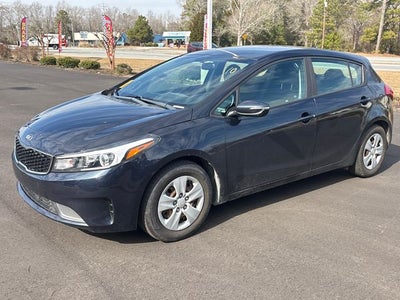 2017 Kia Forte5 LX