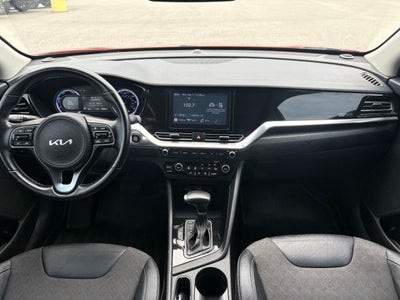 2022 Kia Niro LXS