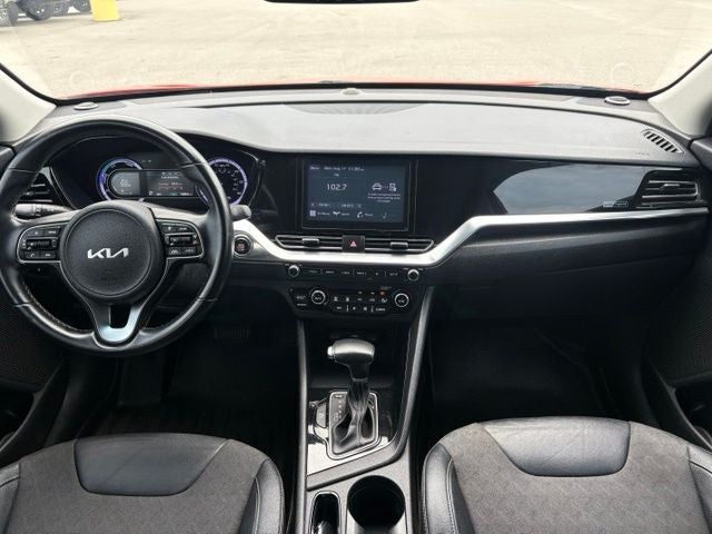 2022 Kia Niro LXS