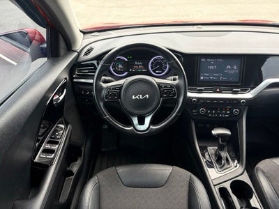 2022 Kia Niro LXS