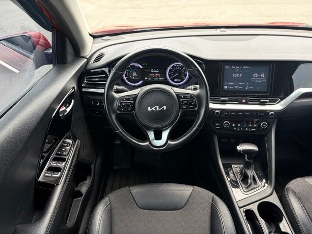 2022 Kia Niro LXS
