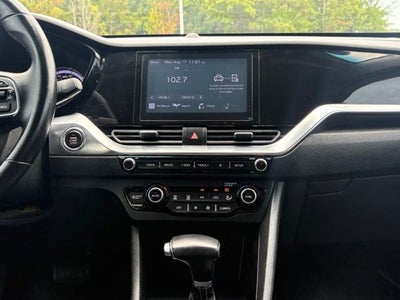 2022 Kia Niro LXS
