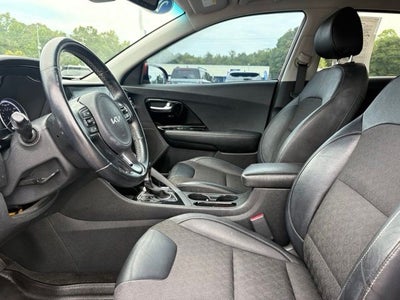 2022 Kia Niro LXS