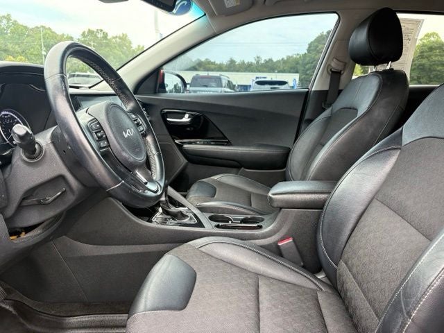 2022 Kia Niro LXS