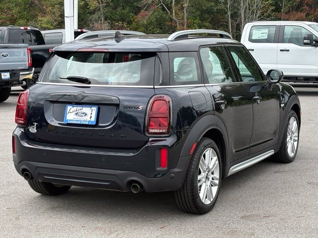 2024 MINI Cooper S Countryman Iconic