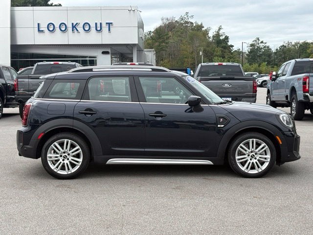 2024 MINI Cooper S Countryman Iconic