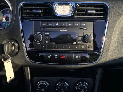 2011 Chrysler 200 Touring