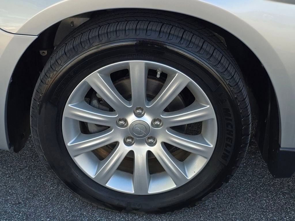 2011 Chrysler 200 Touring