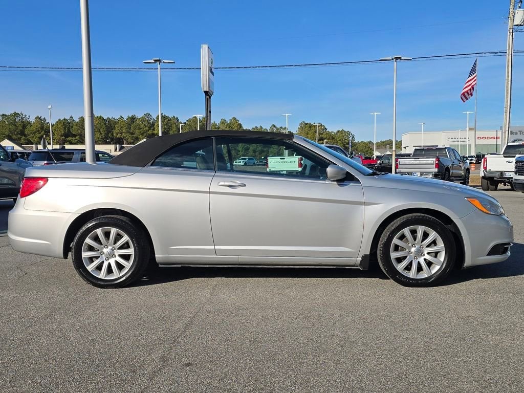2011 Chrysler 200 Touring