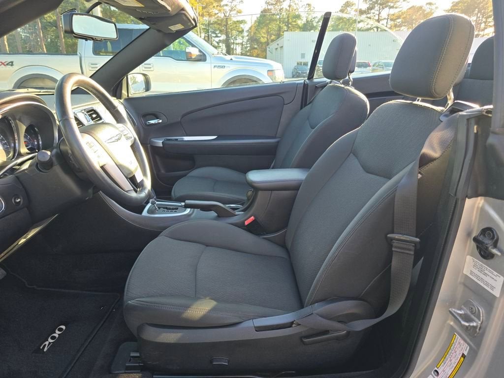 2011 Chrysler 200 Touring