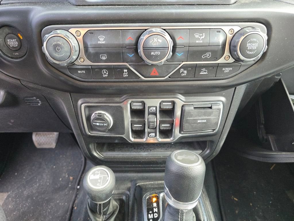 2022 Jeep Wrangler Unlimited Sahara 4x4