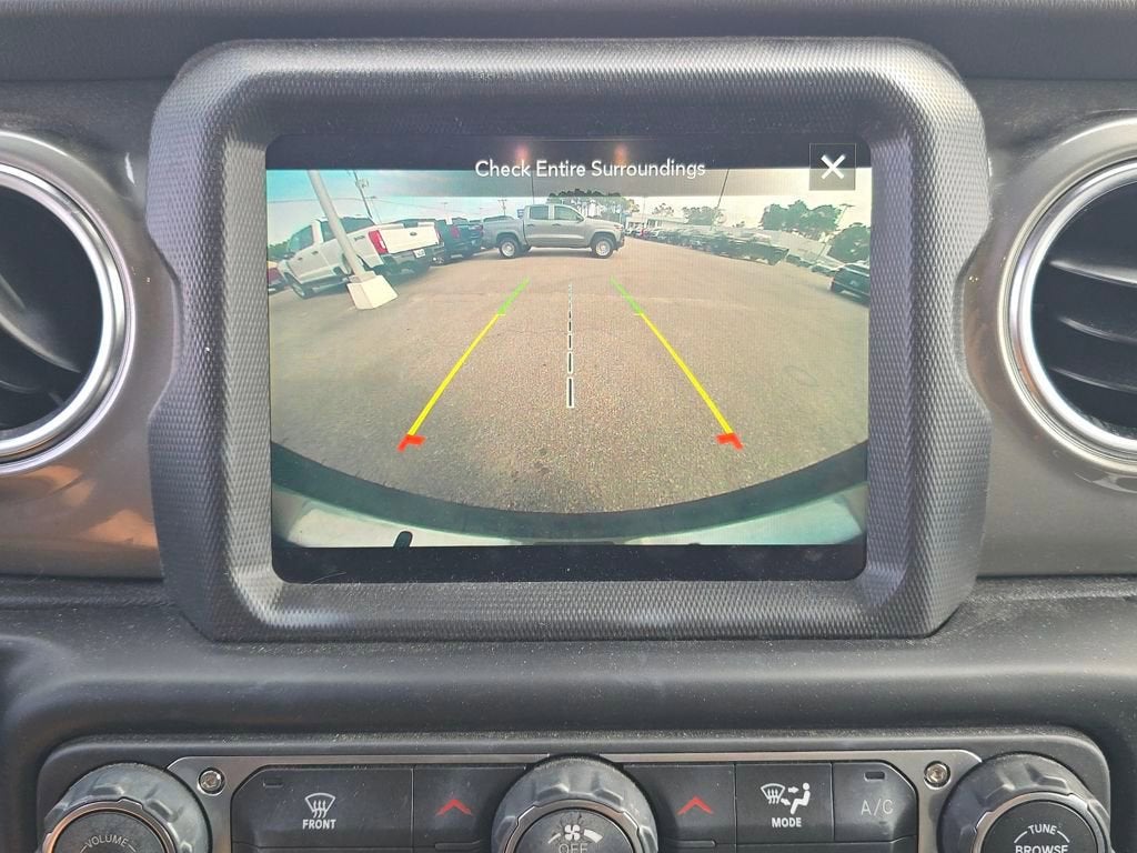 2022 Jeep Wrangler Unlimited Sahara 4x4