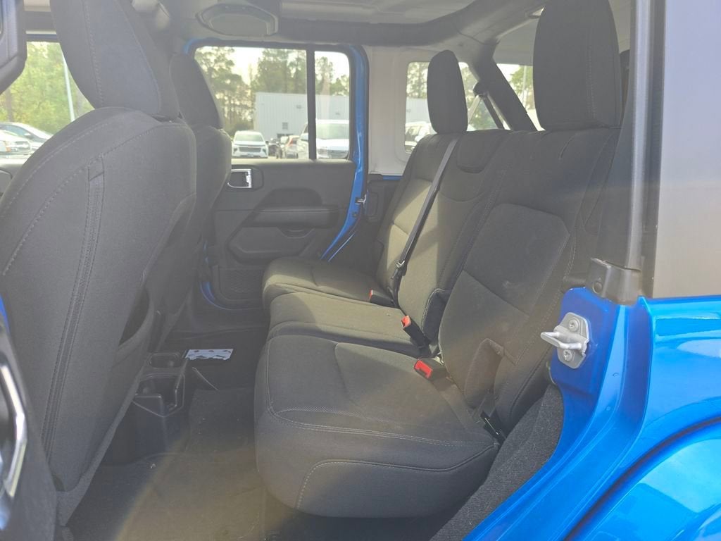 2022 Jeep Wrangler Unlimited Sahara 4x4