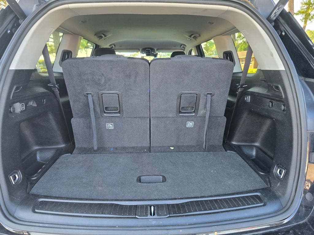 2022 Jeep Grand Cherokee L Laredo 4x2