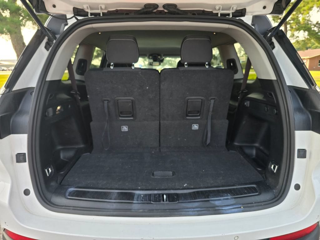 2023 Jeep Grand Cherokee L Laredo 4x4