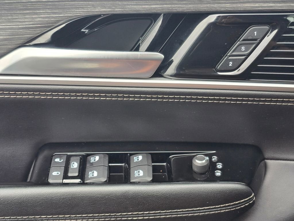 2024 Jeep Wagoneer L Series II