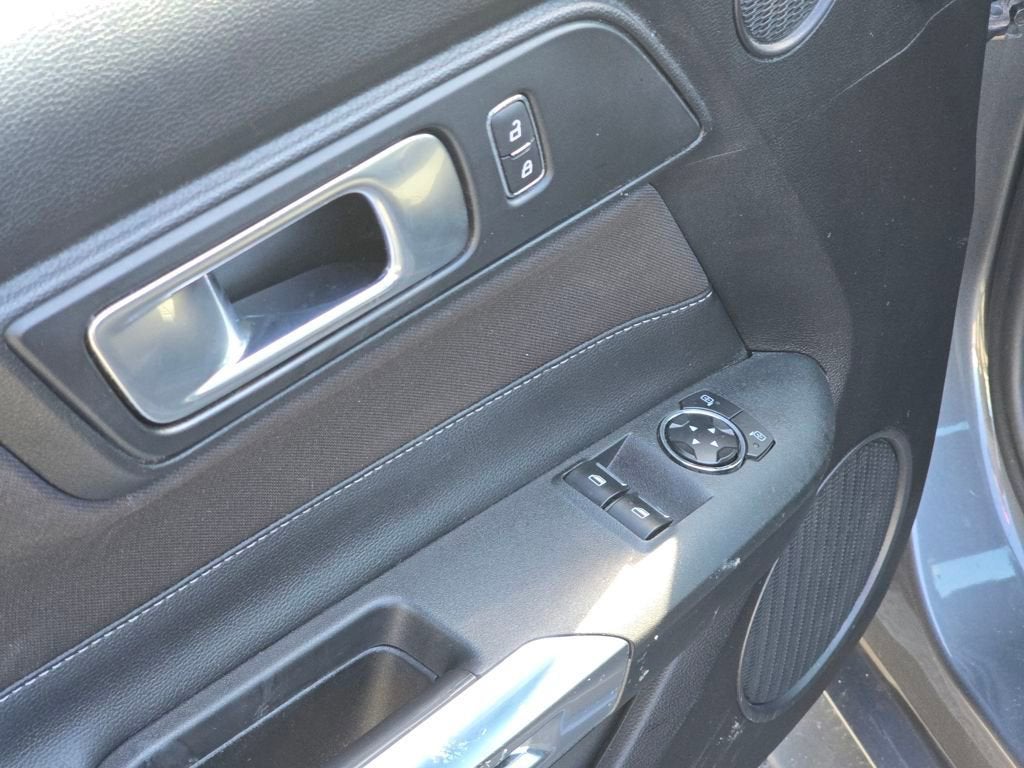 2021 Ford Mustang EcoBoost Fastback