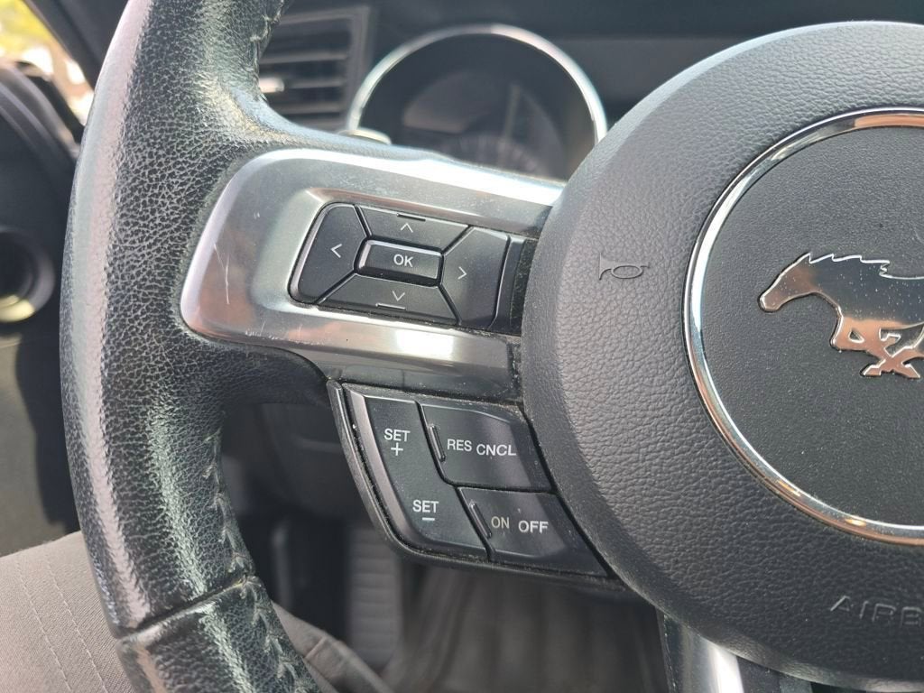 2015 Ford Mustang V6