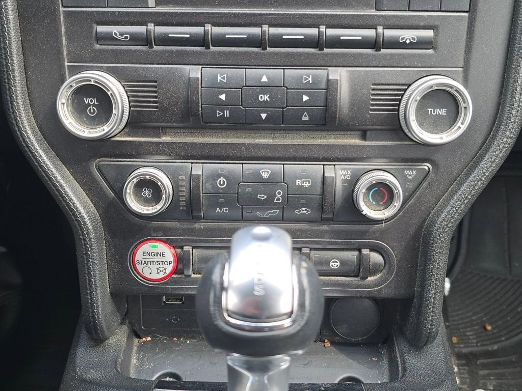 2015 Ford Mustang V6