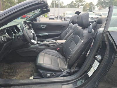 2015 Ford Mustang V6