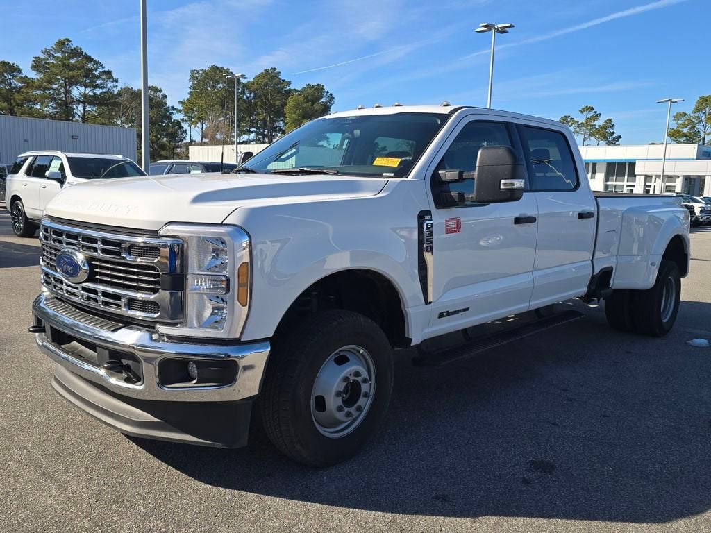 2025 Ford Super Duty F-350 DRW XL