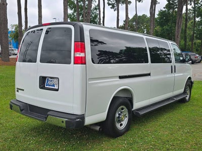 2025 Chevrolet Express Passenger 1LT