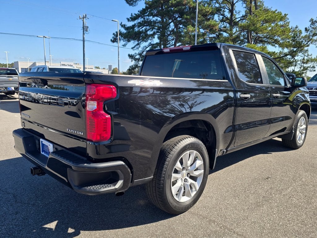 2024 Chevrolet Silverado 1500 Custom