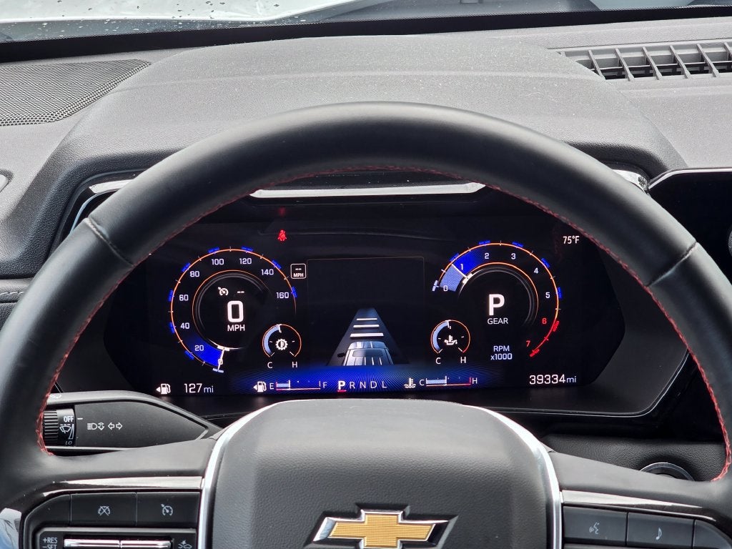2025 Chevrolet Colorado WT/LT