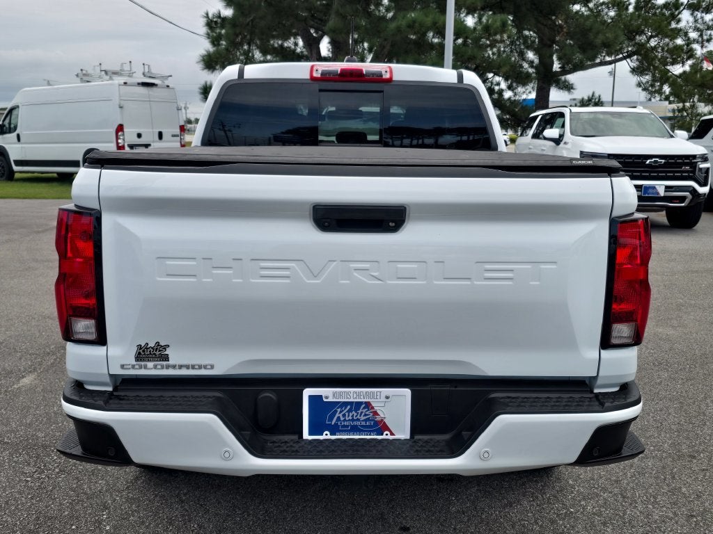 2025 Chevrolet Colorado WT/LT