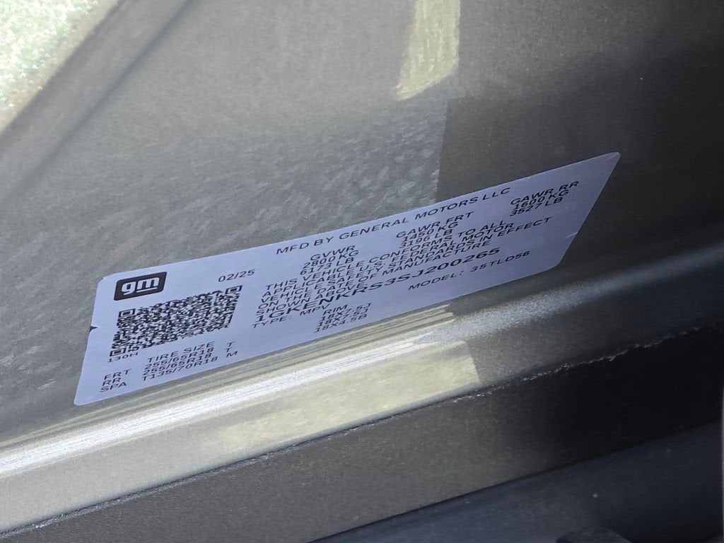 2025 GMC Acadia Elevation